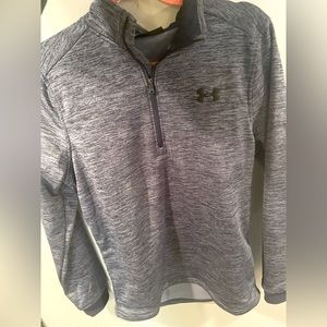 Water resistant quarter zip under armour with fleece lining